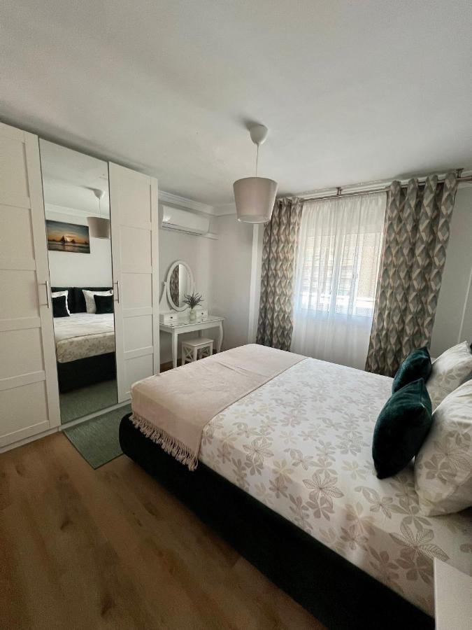 Apartamentos Prestige Suites Malaga II Luaran gambar